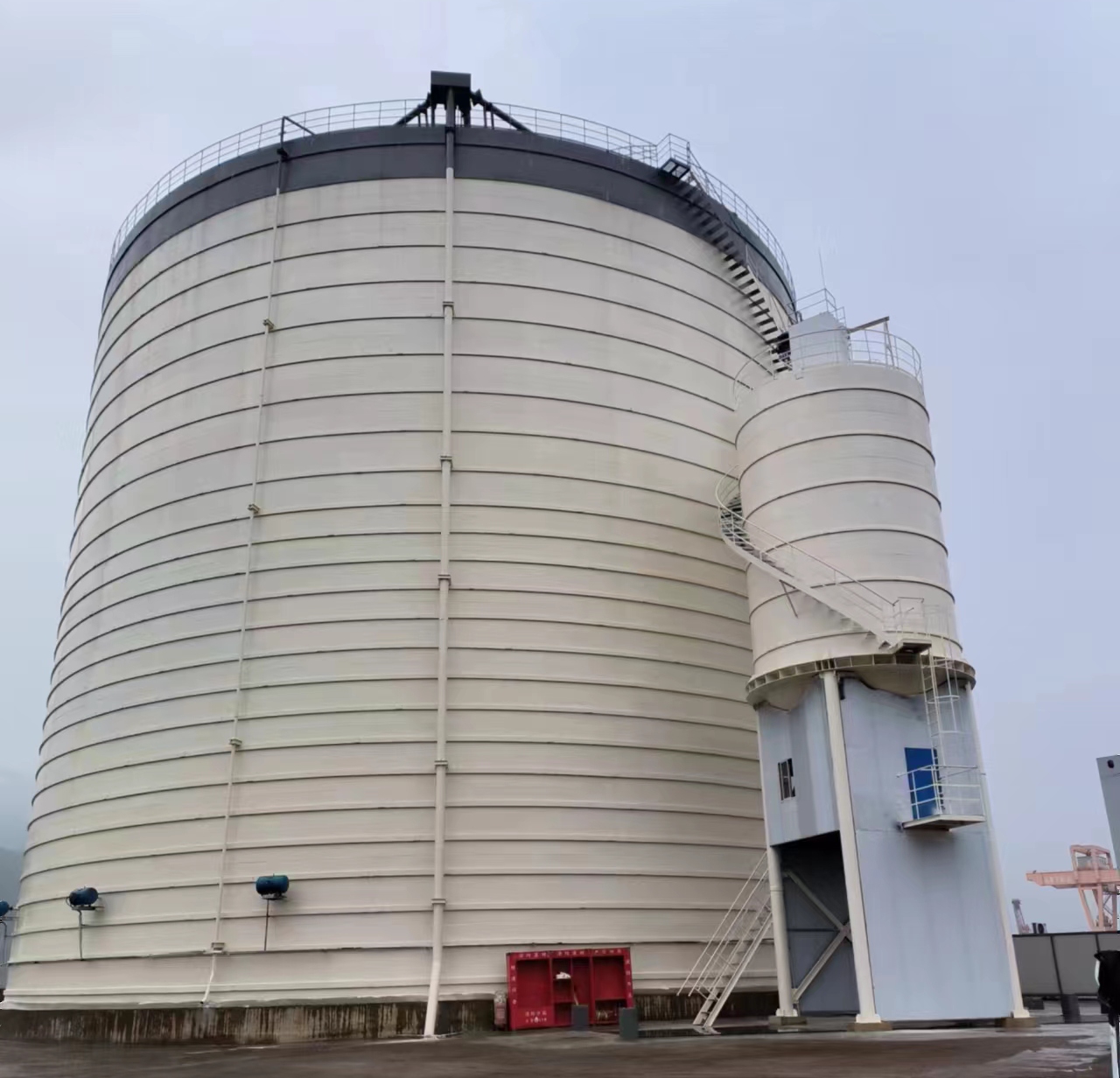 吉木乃10万吨水泥钢板库